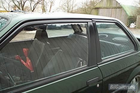 BMW 320i (Solgt) billede 3