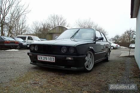 BMW 320i (Solgt) billede 4