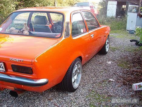 Opel kadett c 2.0 16v SOLGT billede 14