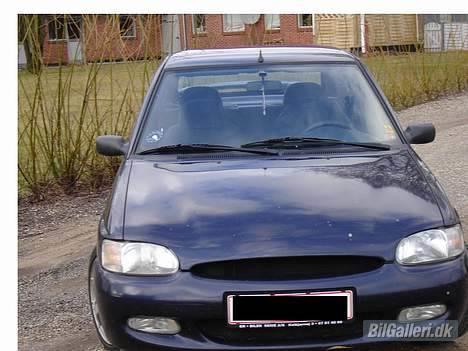 Ford Escort 1.6 16v billede 1