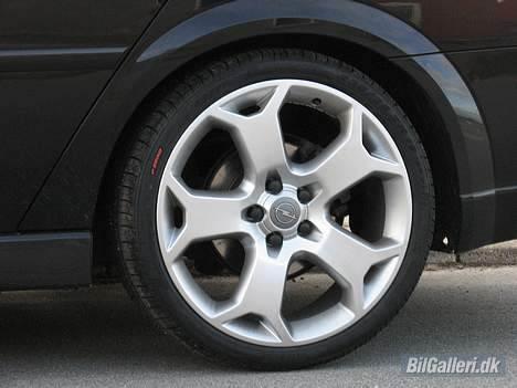 Opel Vectra GTS - OPC line billede 4