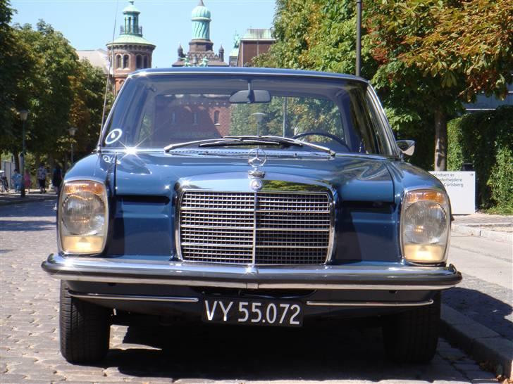 Mercedes Benz 230 - 8  Aut  billede 2