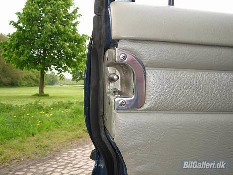 Mercedes Benz 230 - 8  Aut  - Simpel og dog meeget elegant billede 15