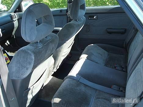 Mazda 626 LX 1,8 (solgt) - Den nye GLX kabine :) billede 10