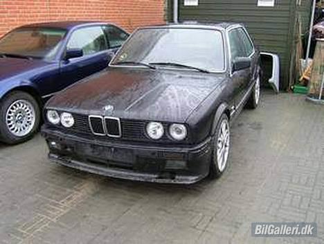 BMW 320i E30 solgt.. billede 1