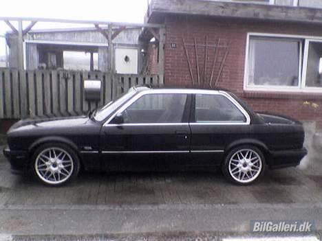 BMW 320i E30 solgt.. billede 5