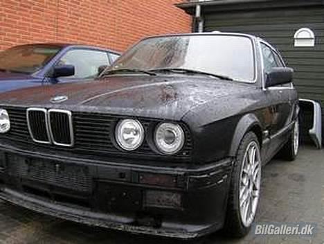 BMW 320i E30 solgt.. - Billede fra tidligere ejer.. billede 14