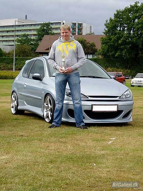 Peugeot 206 S16 - SOLGT - Ja det er så mig...... Det blev til en 3 plads ved Langelinie Vest i Horsens 2005.... Godt tilfreds billede 15