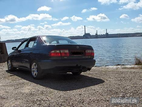 Toyota Carina E -- >>DØD<<-- billede 2