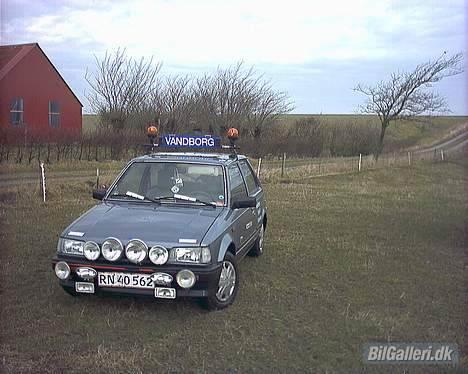 Daihatsu charade TS (Total Sej) - Jeg er udstyret med de lækreste forlygter billede 5