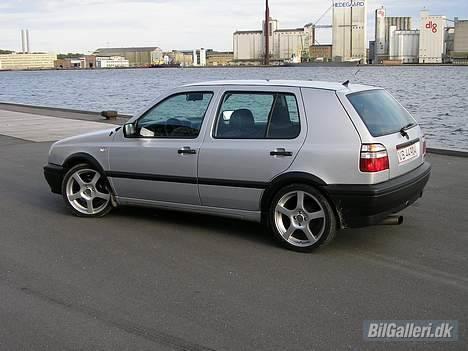 Toyota Corolla Sport #SOLGT# - Min gamle Golf3. Dejlig bil, men f**k hvor havde jeg meget bøvl med den... billede 9