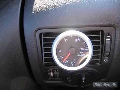 VW Golf 4 20Vt SOLGT   - Mit nye trykur der er mont. i luftkanalen. billede 9