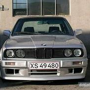 BMW 320i "Solgt".