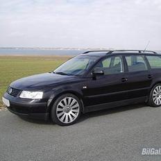 VW Passat Variant