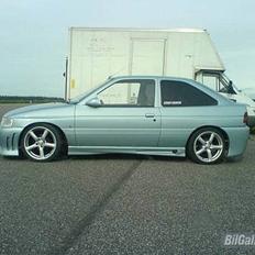 Ford Escort 1.8  -=R.I.P=-