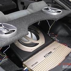 Mazda 323F 1.6i     SOLGT!!! 