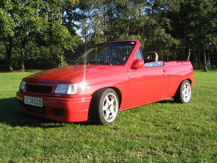 Opel Corsa a Cabriolet - Lige et frisk billed billede 14