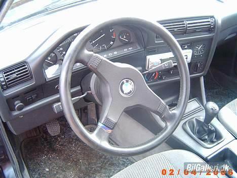 BMW 320i solgt  billede 7