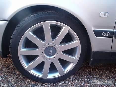 Audi 100 2.3E billede 8