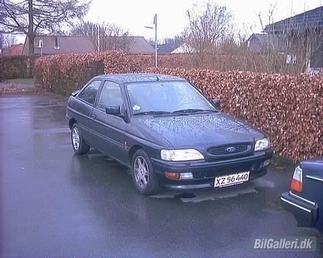 Ford Escort SPORT billede 1