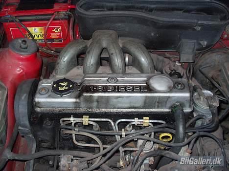 Ford escort  *solgt* - motoren billede 6