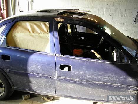 Opel vectra b - bilen efter den kom i hi billede 2