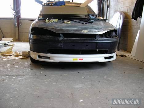 Opel vectra b - front skørt. billede 6