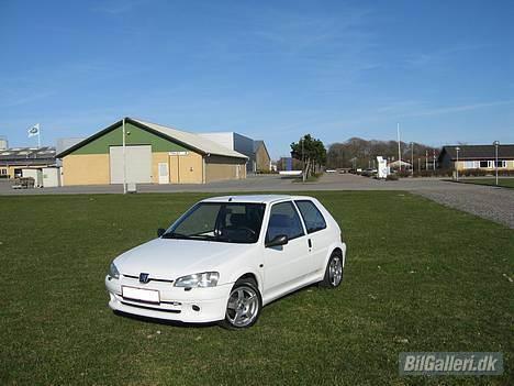 Peugeot 106 1,6 rallye **Solgt** billede 5