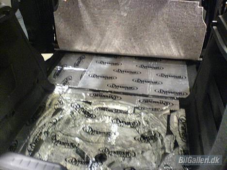 Seat Altea 2.0 TDI - Isolering af bunden billede 2