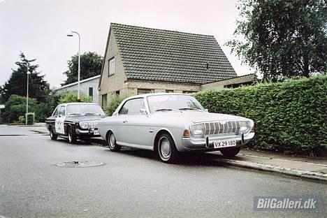 Ford taunus P5 20m ts - herer er min mekanikker jørns taunus p5 ts hardtop. se mere på Egebo Biler  billede 9