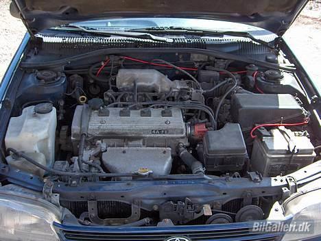 Toyota Carina E -- >>DØD<<-- billede 8