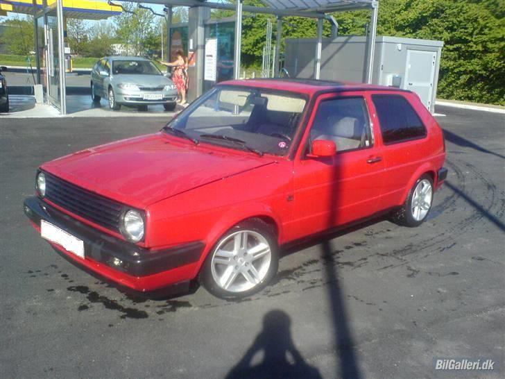 VW Golf 2 !!SOLGT!! billede 1