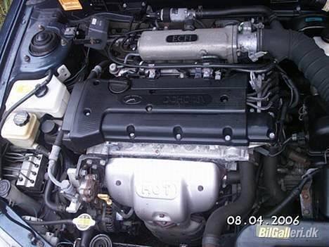 Hyundai Elantra 1,6 - Den sprøde kværn :) billede 4