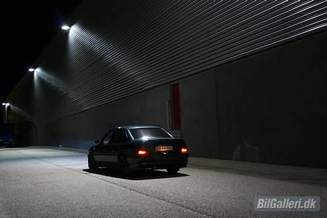 Opel Vectra A // SOLGT billede 4