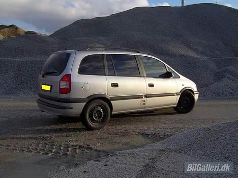 Opel Zafira DTI 16V SOLGT billede 4