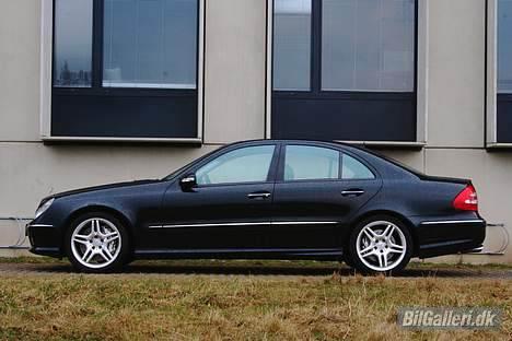 Mercedes Benz E55 AMG billede 3