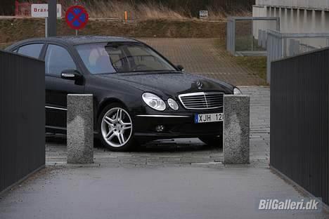 Mercedes Benz E55 AMG billede 13