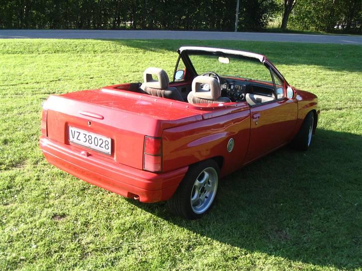 Opel Corsa a Cabriolet - Lige et frisk billed billede 18