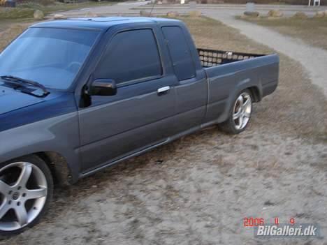 Toyota hilux-lowlux solgt billede 3