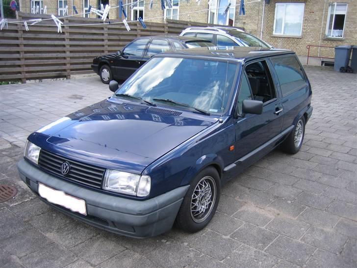 VW Polo*SOLGT* - Fra siden..  billede 4