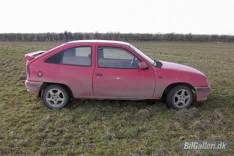 Opel Kadett E [Solgt] - Og en fine hækspoiler billede 5