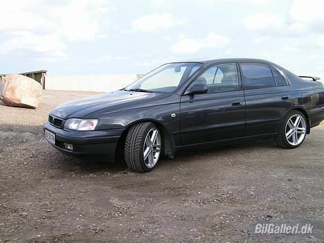 Toyota Carina E 2,0 (Solgt) billede 2