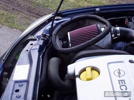 Opel Astra G LTD - Så kom der K&N på dyret .. d. 10/04-2006 billede 10