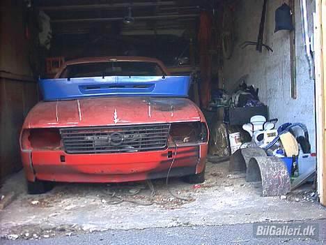 Opel Ascona B *PROJEKT* - Sådan stod den da jeg idag åbnede porten for første gang i 8-9måneder... billede 3