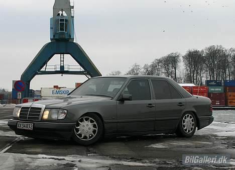 Honda accord - Min gamle Mercedes 230E Keep it gangsta... billede 14