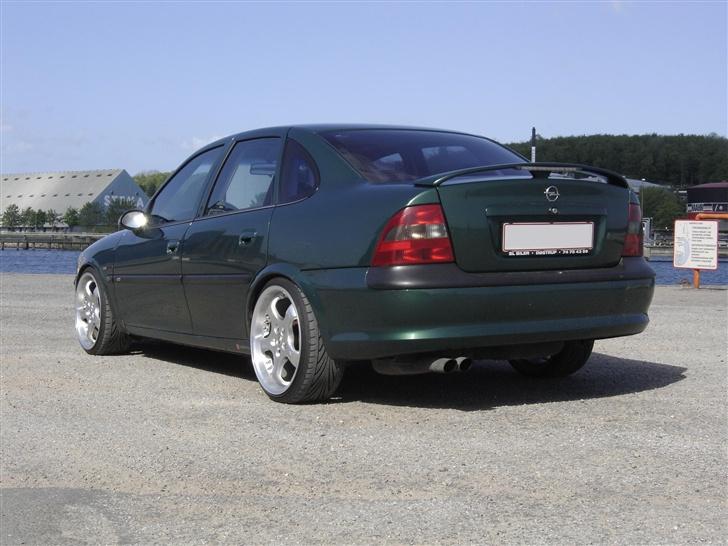 Opel Vectra B V6 CD (solgt) - en tur på havnen billede 7