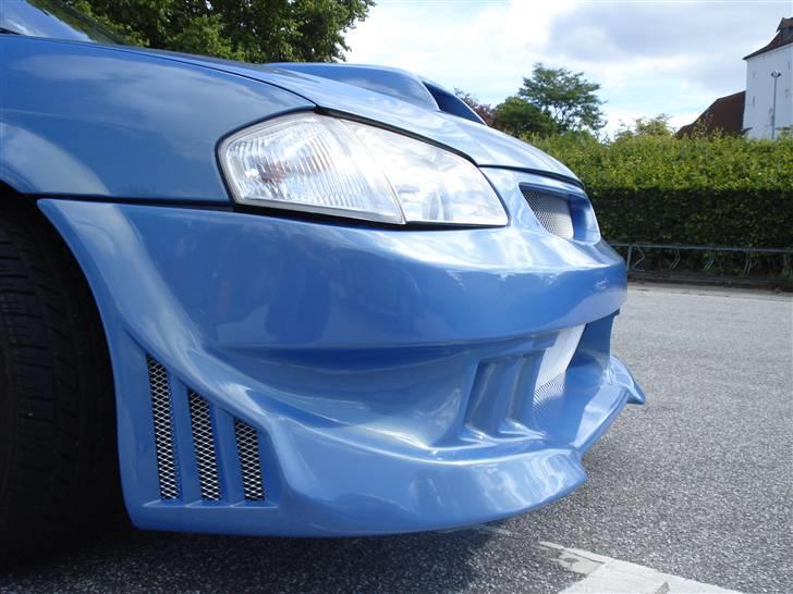 Mazda Aqua 323F BJ solgt - syntes selv at det ser lidt godt ud  billede 5