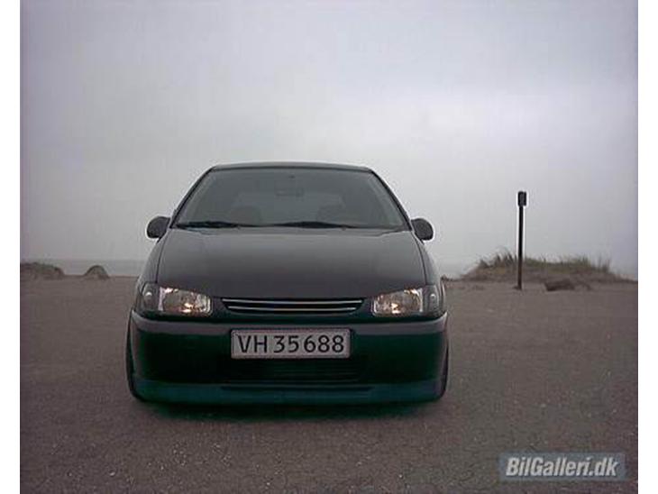 {{currentPhoto.altText}} billede {{currentPhoto.number}}