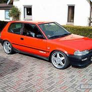 Toyota Corolla (SOLGT)