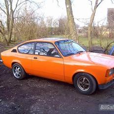 Opel kadett c coupe 2.o  SOLGT